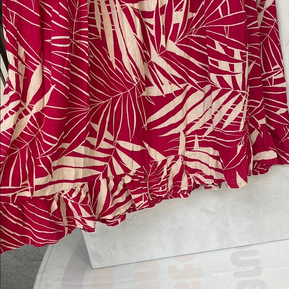 NWT Roxy Palm Print Maxi Halter Dress - Size L 🌴 Flowy & Lightweight - Picture 4 of 13